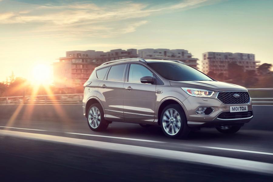  Ford Vignale Kuga 2016 года  (фото 10 из 38)